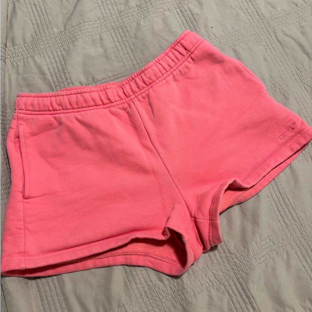 Aritzia Coral SweatShorts